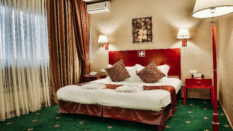 Goldman Empire Hotel Astana Luaran gambar